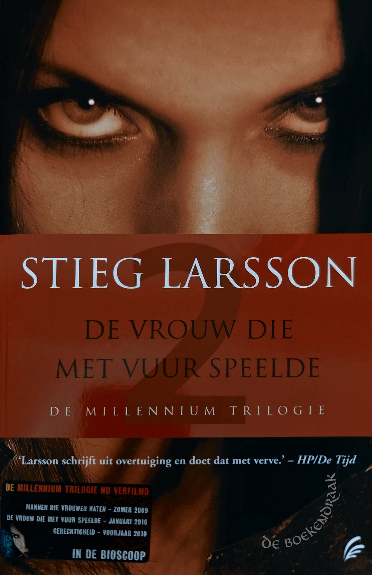 De vrouw die met vuur speelde