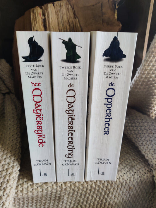 Complete De Zwarte Magiërs trilogie
