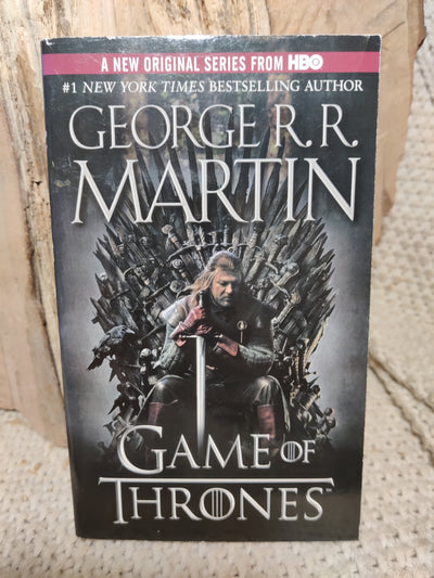 Boekkaft van Game of Thrones door George R.R. Martin - Boekendraak