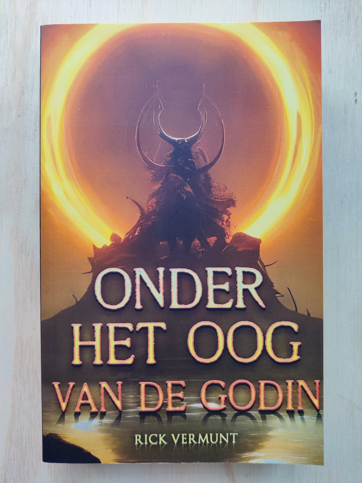 Onder het oog van de Godin