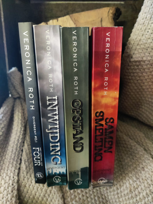 Complete Divergent trilogie