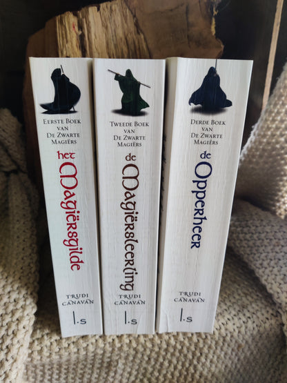 Complete De Zwarte Magiërs trilogie